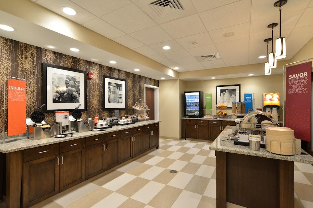 Hampton Inn & Suites Chippewa Falls Dış mekan fotoğraf