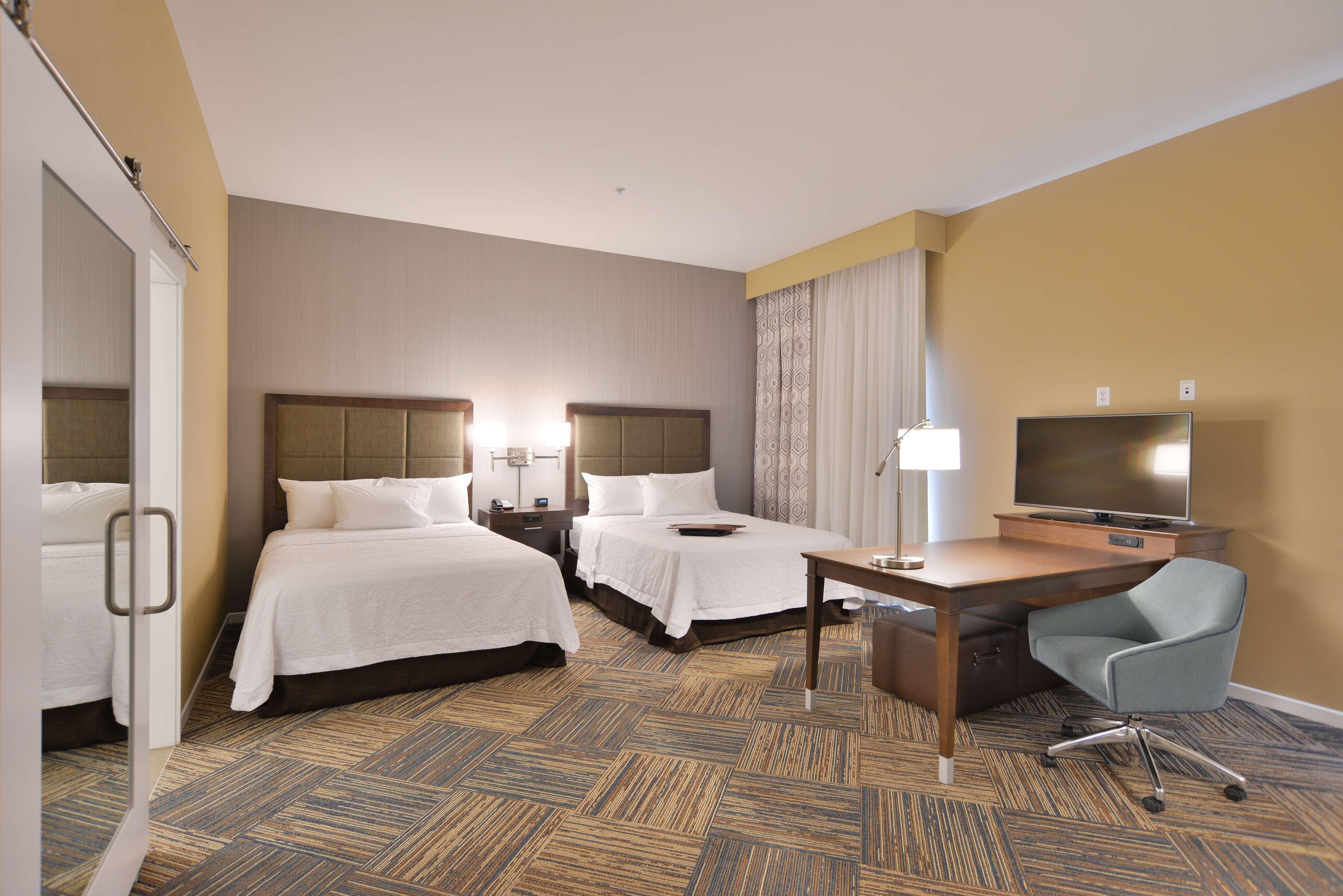 Hampton Inn & Suites Chippewa Falls Dış mekan fotoğraf