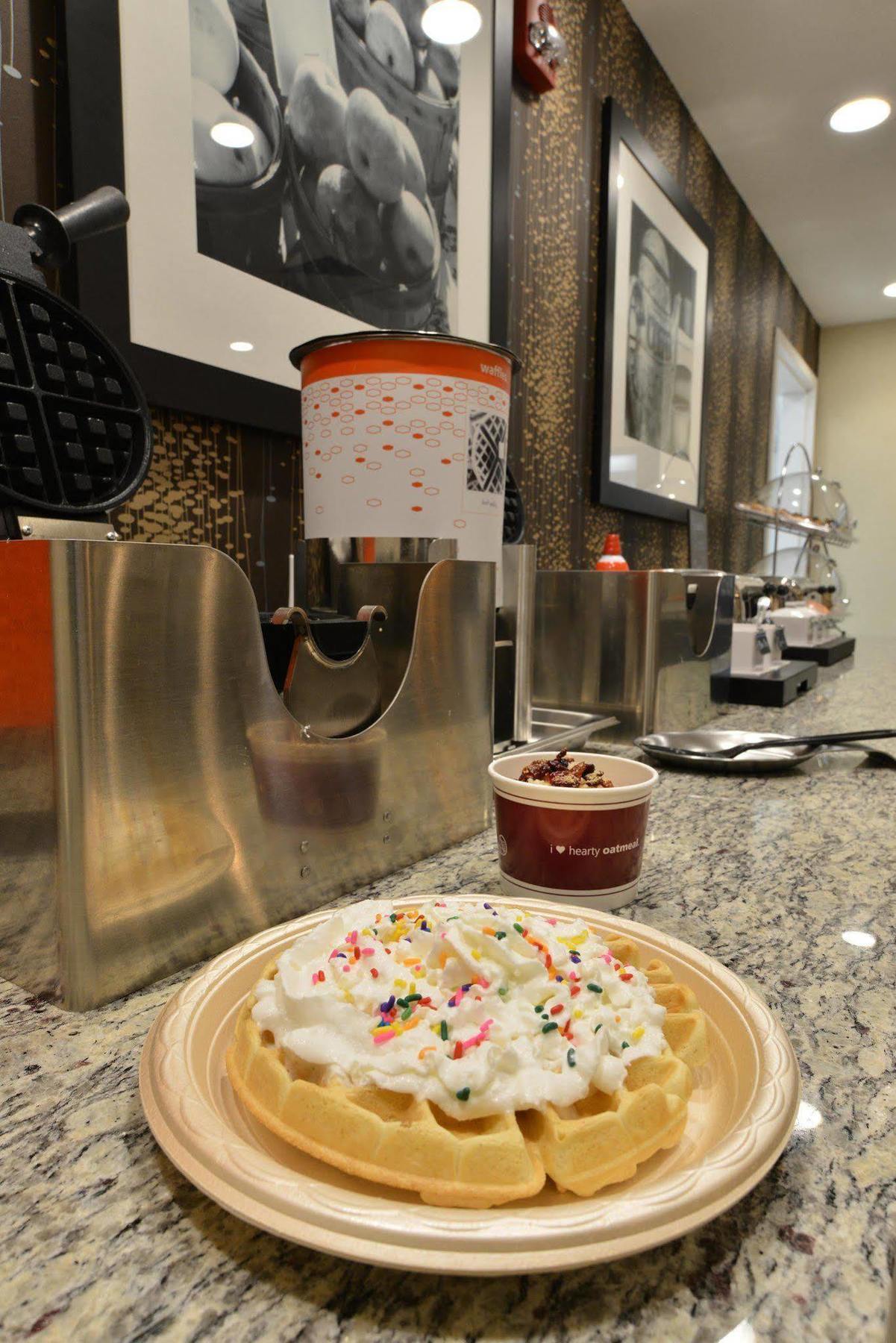Hampton Inn & Suites Chippewa Falls Dış mekan fotoğraf